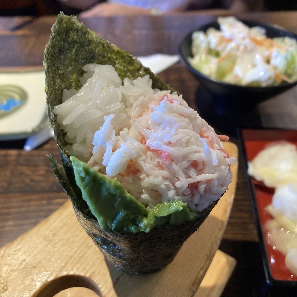 Sushi King - California hand roll - Sushi Bars Near Me - Fairfield, California Sushi King - California hand roll - Sushi Bars Near Me - Fairfield, California