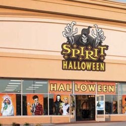 Spirit Halloween Superstore - Outside