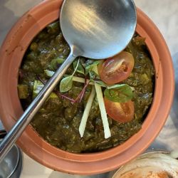Desi Road - Veg Deewani handi