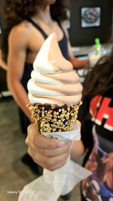 Twisted Cookie by null