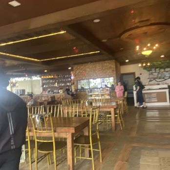 Leslie's Restaurant Tagaytay - Filipino Near Me - Tagaytay, CAV Leslie's Restaurant Tagaytay - Filipino Near Me - Tagaytay, CAV