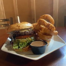 Sportsman's Bar and Grill - Burger with onion rings