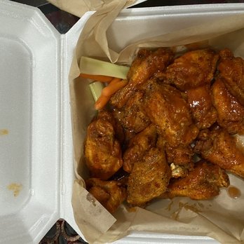 Sammy's American Grill - Hot lemon pepper wings - Chicken Wings Near Me - Rome, Georgia Sammy's American Grill - Hot lemon pepper wings - Chicken Wings Near Me - Rome, Georgia