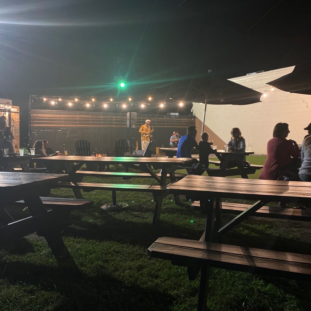 Coastal Crust - Outside dining and music - Bars Near Me - Charleston, South Carolina