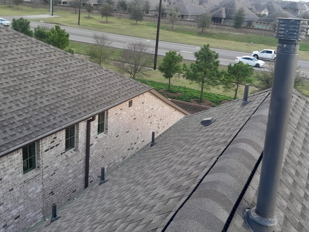 Slide of Esteban's Roofing & Construction