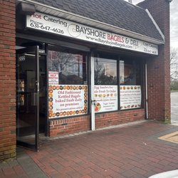 Bayshore Bagels & Deli - Outside