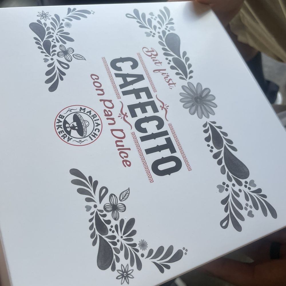 Mariachi Bakery - Pastry box - Coffee & Tea Near Me - Reseda, California