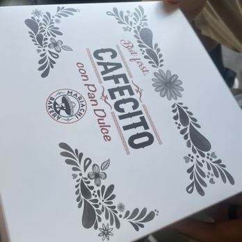 Mariachi Bakery - Pastry box - Coffee & Tea Near Me - Reseda, California