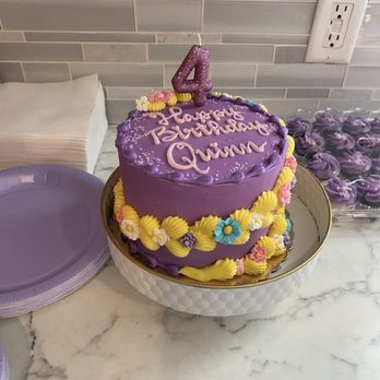 Mrs. Kelder's Cakes - Cupcakes Near Me - Manlius, New York Mrs. Kelder's Cakes - Cupcakes Near Me - Manlius, New York