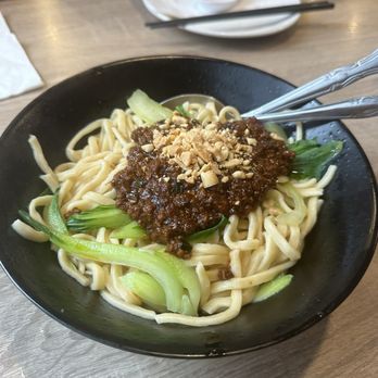 Dumpling Kitchen - H8. Szechuan Style Noodle w/ Ground Pork in Peanut Sauce / - Shanghainese Near Me - Berkeley, California
