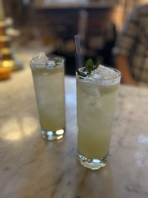 The Longfellow Bar by null