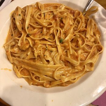 Red Rose - El Vodka fettuccine - Pizza Near Me - Springfield, Massachusetts Red Rose - El Vodka fettuccine - Pizza Near Me - Springfield, Massachusetts