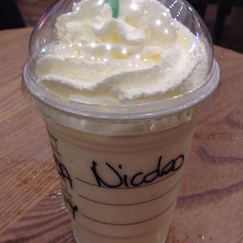 Starbucks - Coffee & Tea Near Me - Marseille, 01