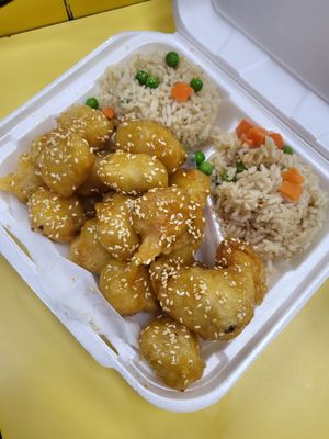 Is Rice In Dallas CRISPY CHICKEN & RICE - Updated July 2026 - 17 Reviews - 704 W ...
