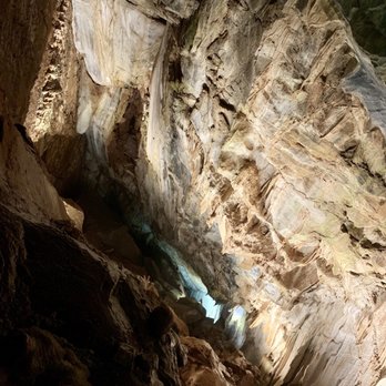 Mercer Caverns - Tours Near Me - Murphys, California