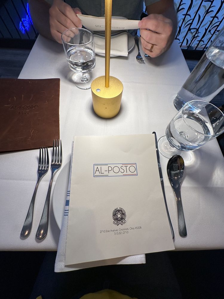 Social spots from Al-Posto