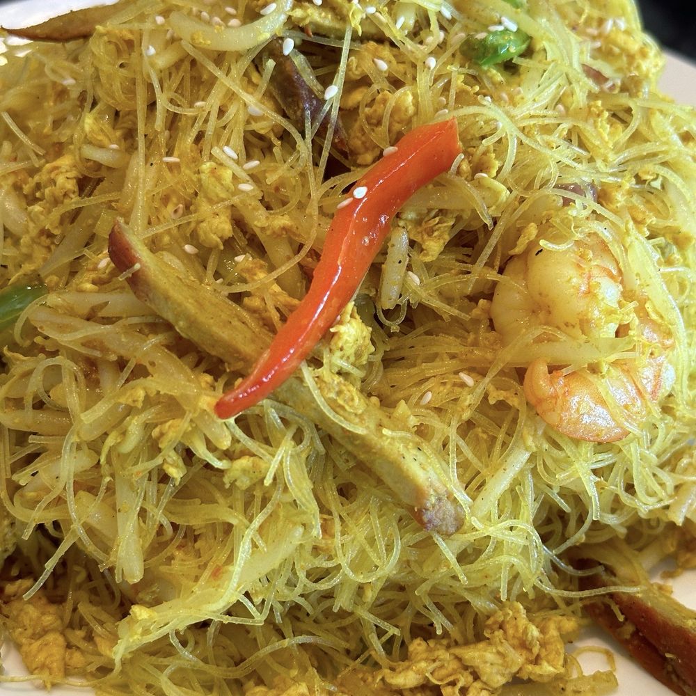 Grand Cafe - Singaporean fried vermicelli - Cafes Near Me - Dublin, California