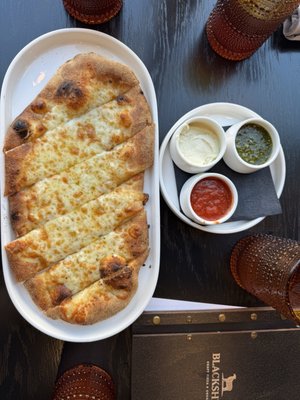 BlackSheep Pizza & Cocktails by null