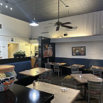 Florez Bar & Grill - Dining Area - Mexican Near Me - Sacramento, California