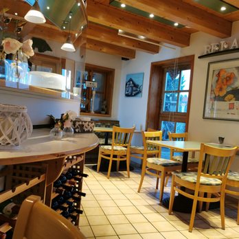 Cafe Jedermann - Innenraum - Cafes Near Me - Burg - Fehmarn, SH Cafe Jedermann - Innenraum - Cafes Near Me - Burg - Fehmarn, SH