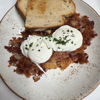 Vivace Ristorante - Corned beef hash - Italian Near Me - Belmont, California Vivace Ristorante - Corned beef hash - Italian Near Me - Belmont, California