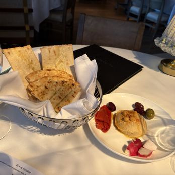 Avra - Complimentary pita and hummus platter. Nice touch. - Greek Near Me - Boston, Massachusetts
