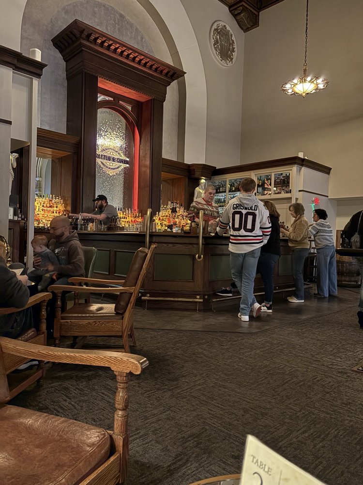 Crafted & Cured Logo