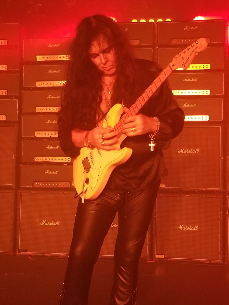 THE ECLECTIC ROOM Updated July 2024 310 W Wendell Jacob Ave, Angola