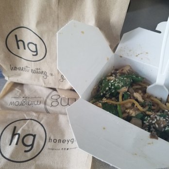honeygrow - Sesame Stir Fry. I swapped the broccoli for spinach and and opted for an egg white noodle with an added egg. - Salad Near Me - Pittsburgh, Pennsylvania