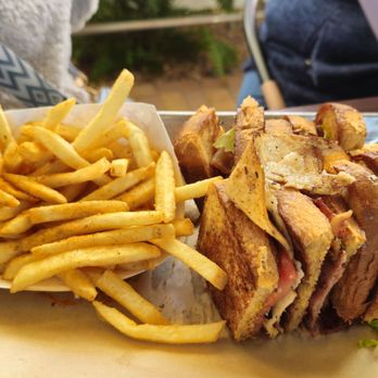 FireHouse Gastro Park - Club - Coffee & Tea Near Me - Grand Prairie, Texas