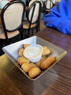 The Leavitt Street Inn & Tavern by null