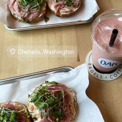 Oak Bagel & Coffee