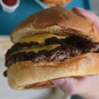 Burger Boys - Deuce Deuce - Burgers Near Me - Kihei, Hawaii
