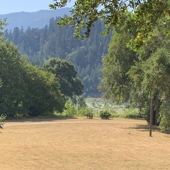 Lucas Lodge - Bed & Breakfast Near Me - Agness, Oregon
