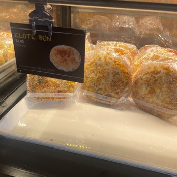 85°C Bakery Cafe-Corona - Bakeries Near Me - Corona, California