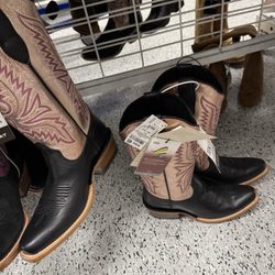Ross Dress for Less - Ariat futurity flags k toe in midnight black/rose gold shine sz 7 and 7.5 for $109!