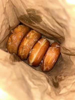 Mazzoa Donuts by null
