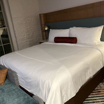 The Balladeer Hotel, Mount Airy, a Tribute Portfolio Hotel - Hotels Near Me - Mount Airy, North Carolina