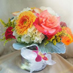 Absolutely gorgeous arrangements with fresh and delightfully fragrant flowers!