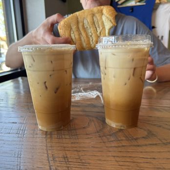 Roadrunner Coffee - Coffee & Tea Near Me - Tucson, Arizona
