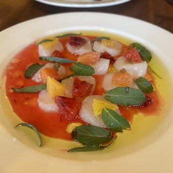 L'Oursin - French Near Me - Seattle, Washington