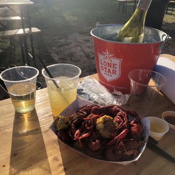 Willie's Joint Bar and Grill - Bars Near Me - Buda, Texas