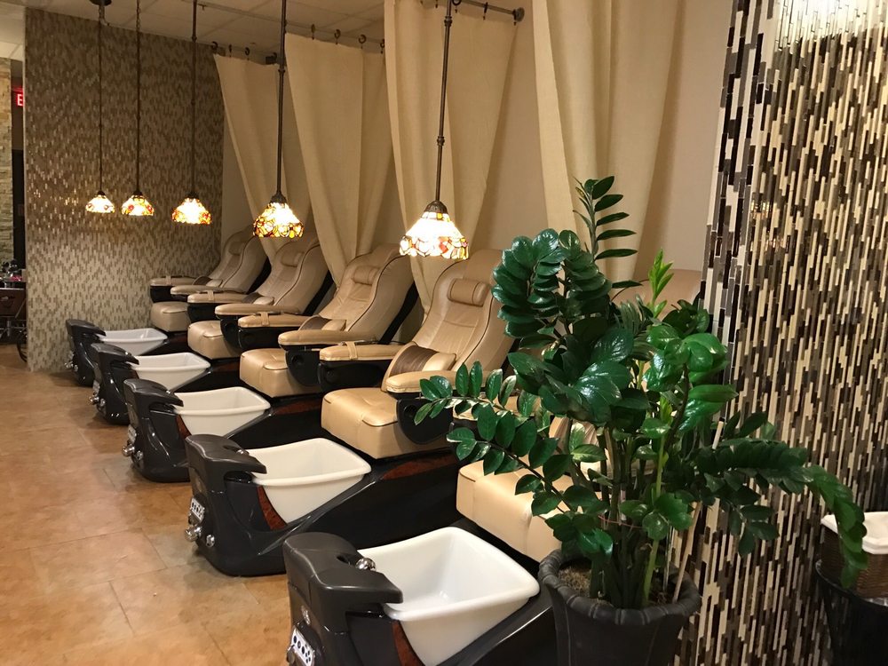 BEAUTIFUL NAILS Updated September 2024 153 Photos & 27 Reviews 1334 E Hillside Dr, Broken