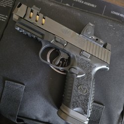 GunPrime - Trijicon Type 2 RMR green dot mounted on FN 509 CC Edge XL