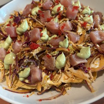 Bounce Delray Beach - Tuna poke nachos - Sports Bars Near Me - Delray Beach, Florida