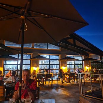 Chase's on the Beach - Outdoor Patio - American Near Me - New Smyrna Beach, Florida