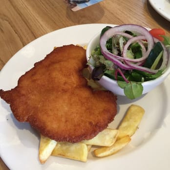The Crown Hotel - $10 schnitty - Beer Bar Near Me - Parramatta, NSW