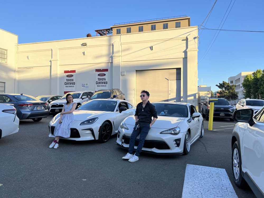 TOYOTA OF BERKELEY - Updated July 2024 - 75 Photos & 575 Reviews - 2400 ...