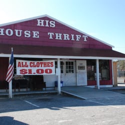 His House Thrift Shop - This is the front of the shop on 378 in Lexington. Very cute outside, lots of parking.