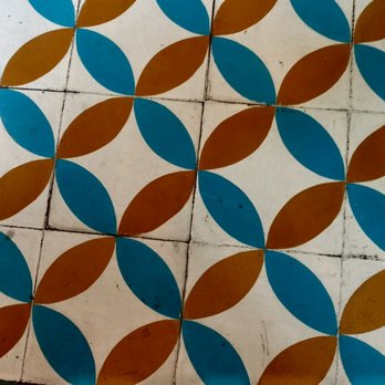 NIM - Interesting tile floor in interior dining room. - International Near Me - La Paz, BCS NIM - Interesting tile floor in interior dining room. - International Near Me - La Paz, BCS